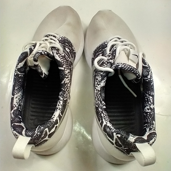 Nike Roche Run Running Shoes Women - Picture 7 of 12